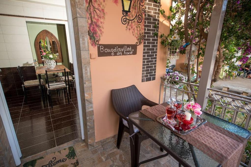 Bougainvillea House 1 Kalamata Exterior foto