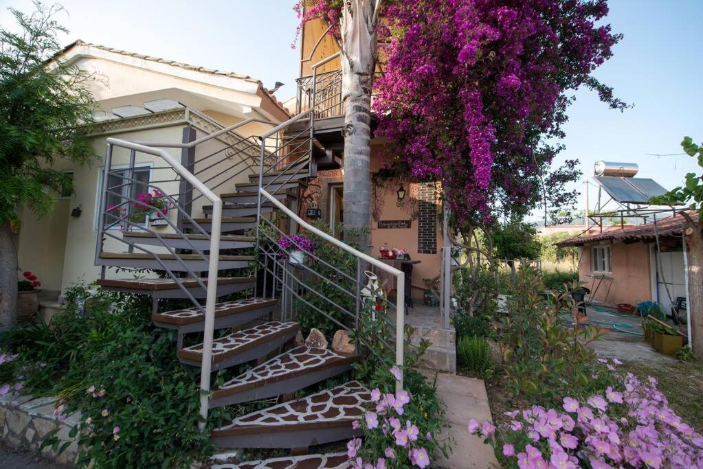 Bougainvillea House 1 Kalamata Exterior foto